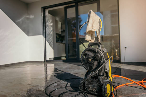 Best Factory Floor Cleaning  in Onalaska, WI